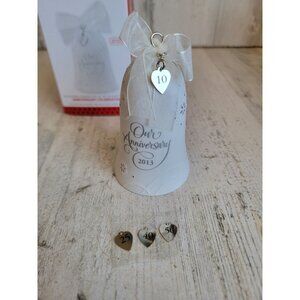 Hallmark anniversary celebration 10, 25, 40 50 year Milestone ornament Xmas